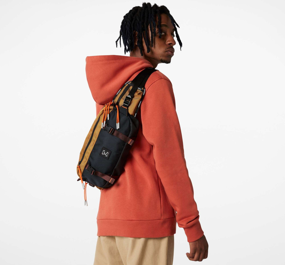 Counter Climate Sling Pack-Black-One size