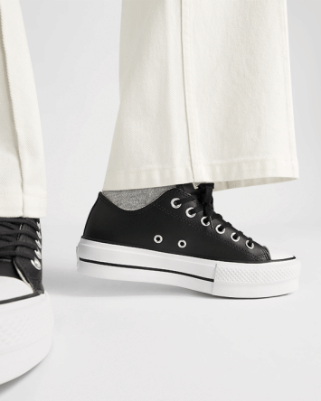 Chuck Taylor All Star Platform Clean Leather
