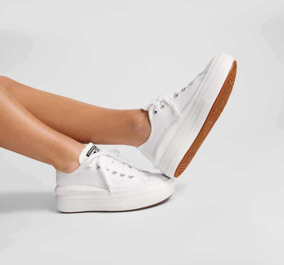 Chuck Taylor All Star Move
