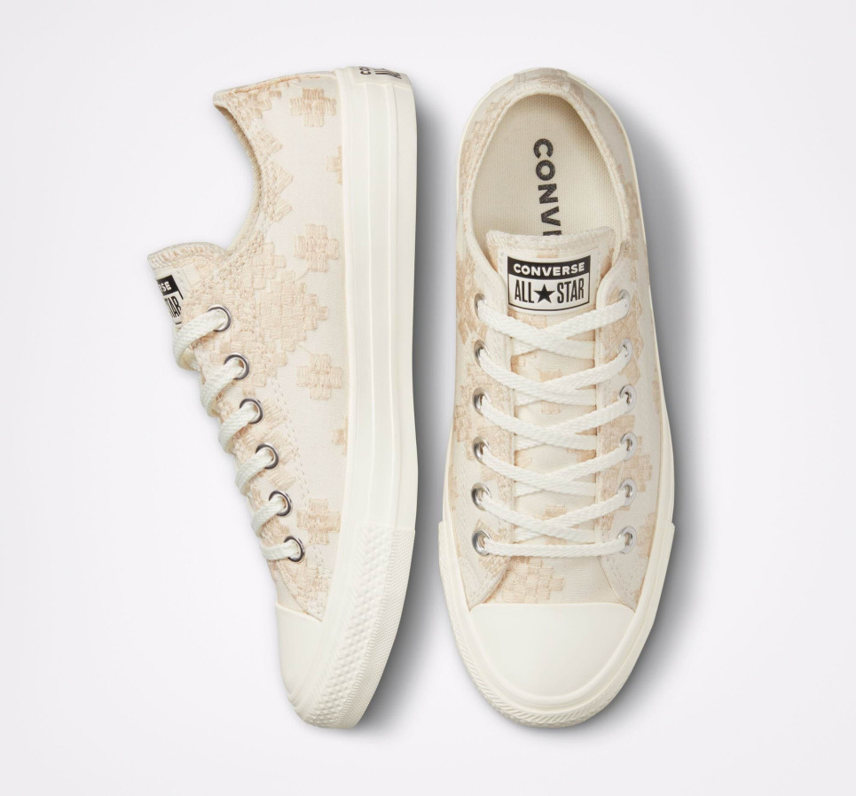 Chuck Taylor All Star Tonal Embroidery-Vintage White-36