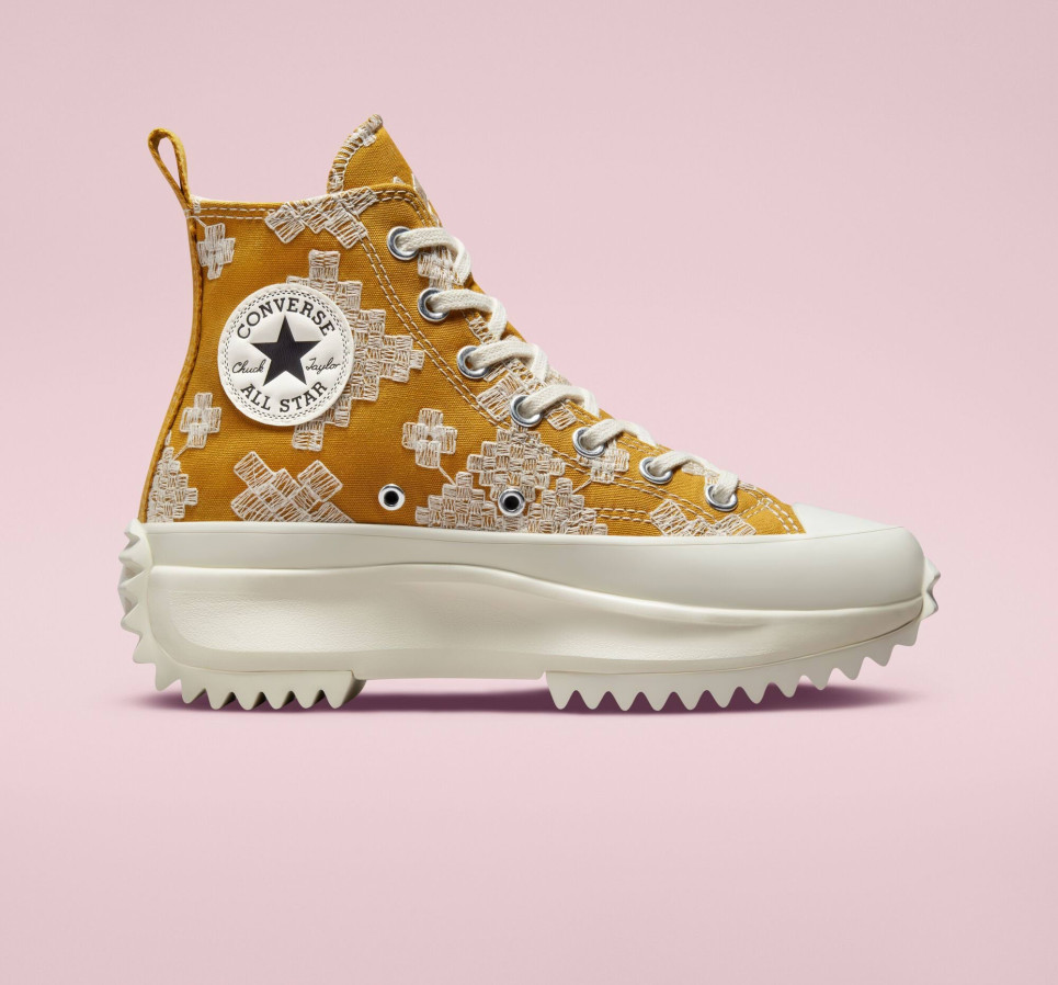 Run Star Hike Platform Tonal Embroidery-Gold-36