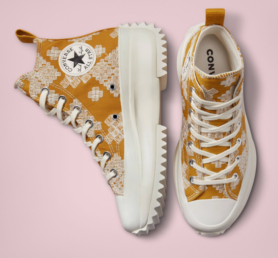 Run Star Hike Platform Tonal Embroidery-Gold-36