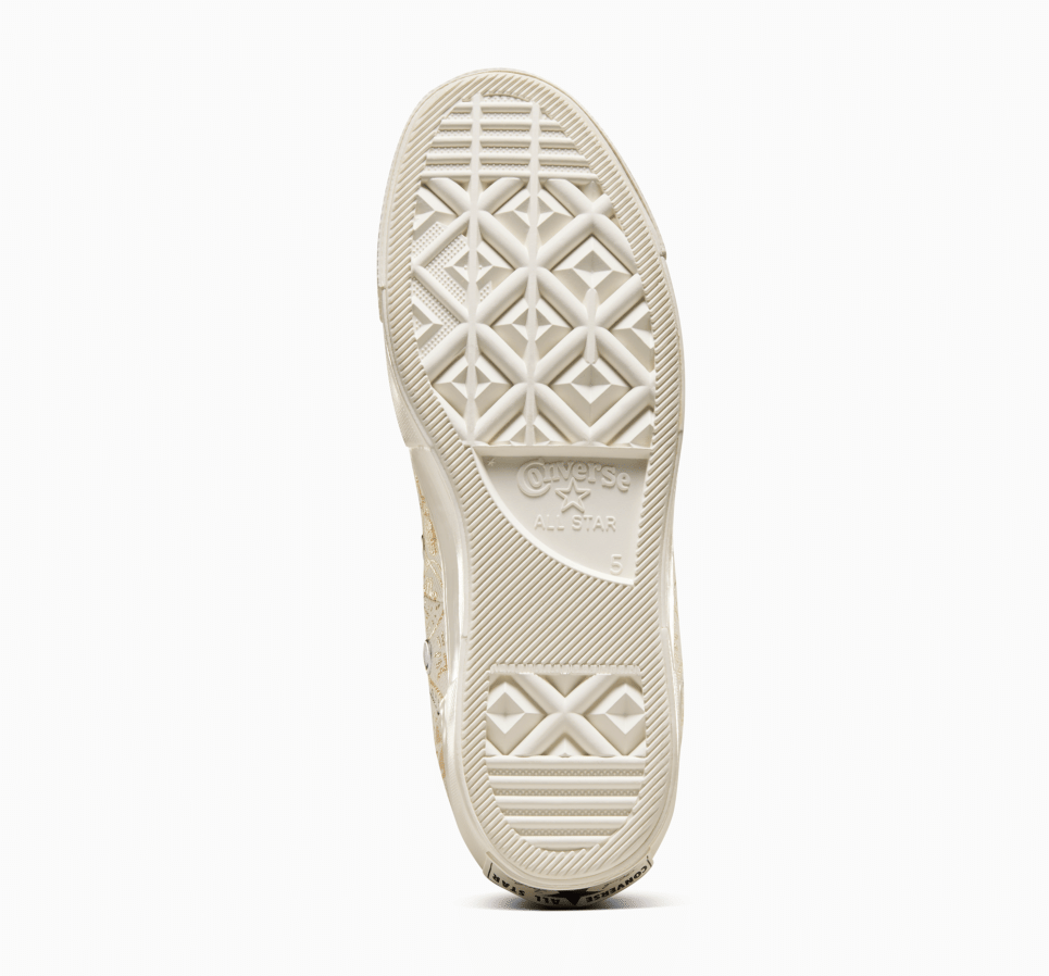 Chuck 70 Plus Crafted Evolution