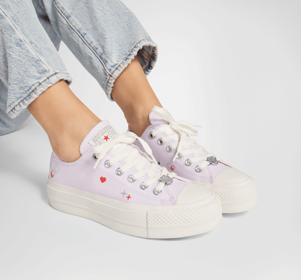 Chuck Taylor All Star Lift Platform Y2K Heart