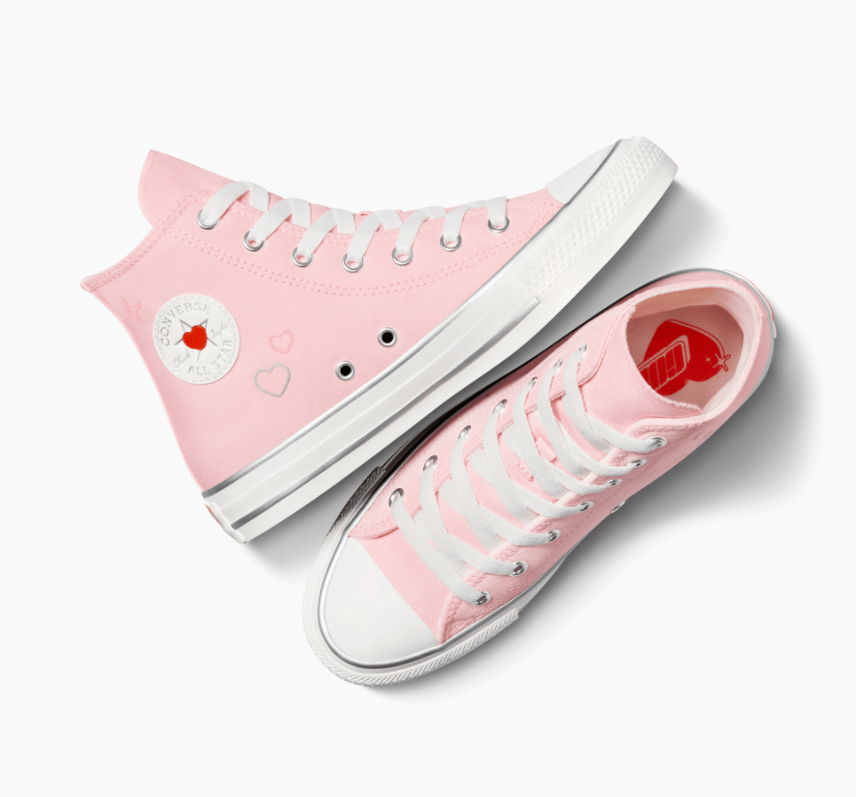 Chuck Taylor All Star Y2K Heart