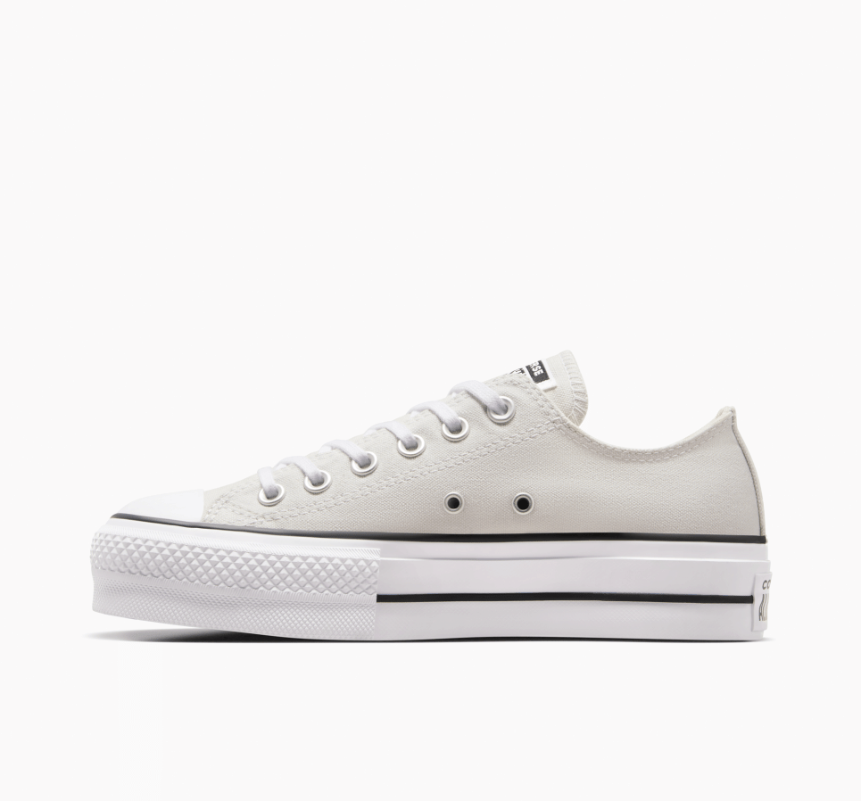 Chuck Taylor All Star Canvas Platform