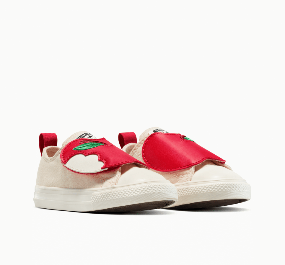 Chuck Taylor All Star One Strap