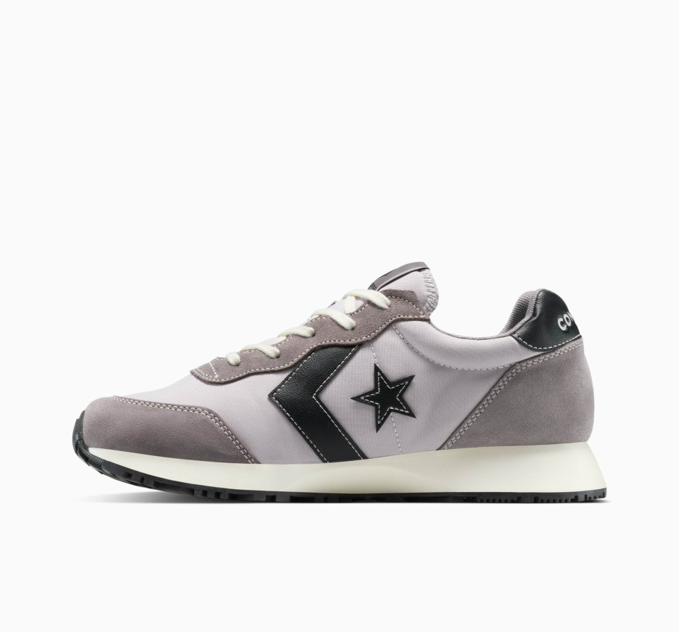 Converse Omega Trainer