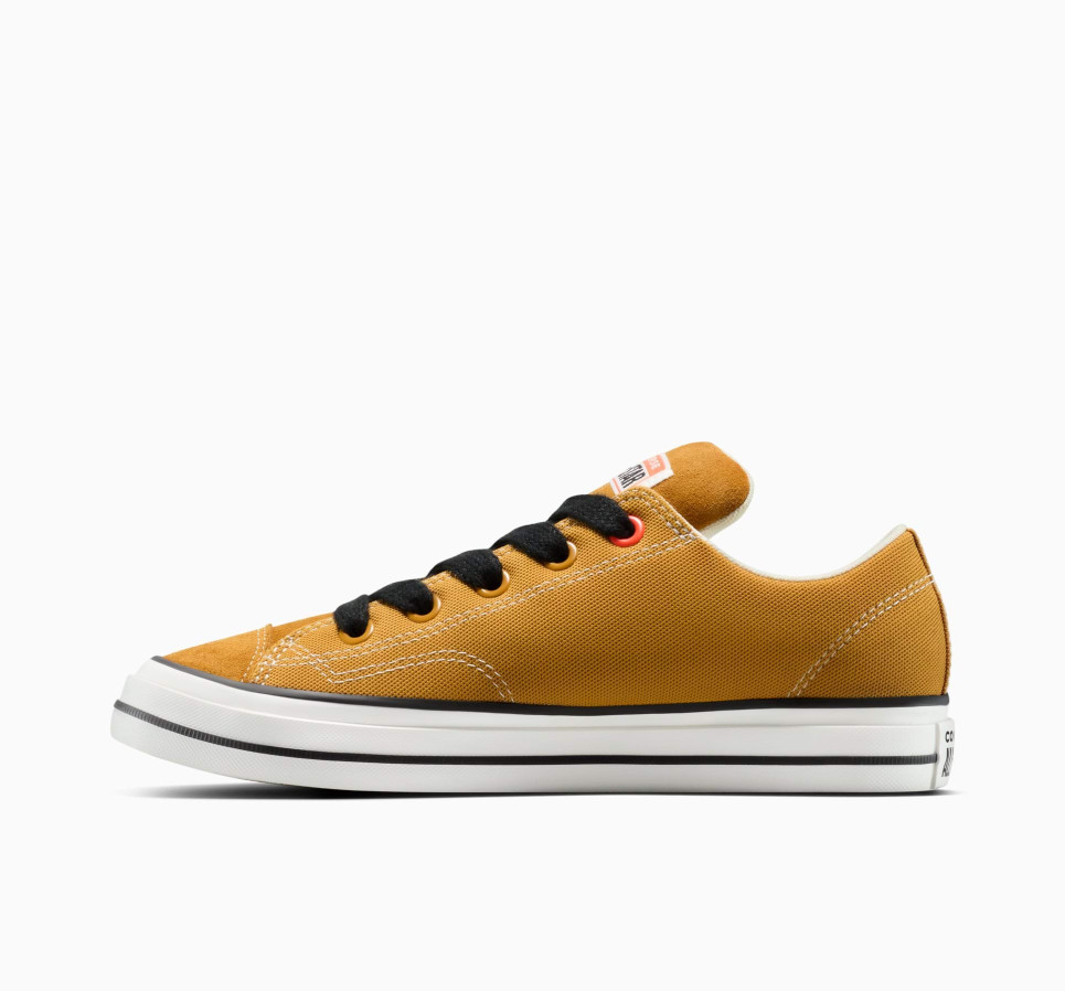 Chuck Taylor Puff