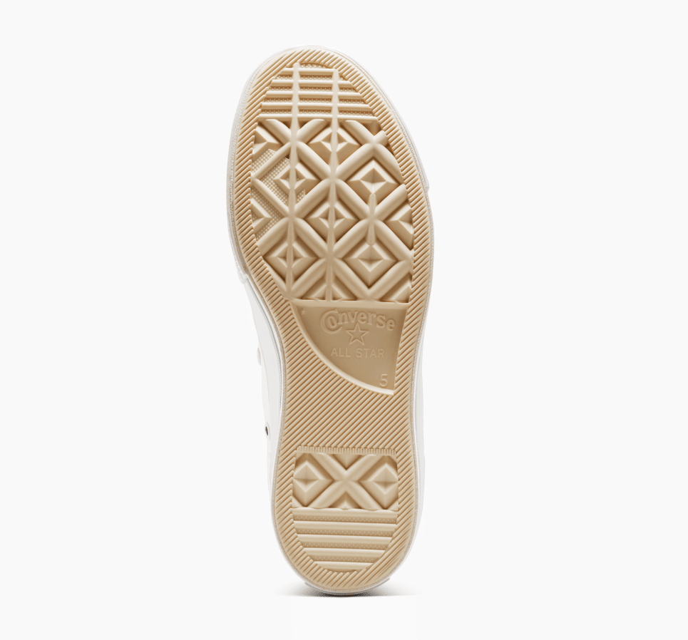 Chuck 70 Celestial