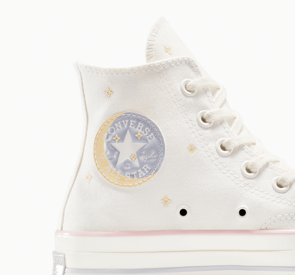Chuck 70 Celestial
