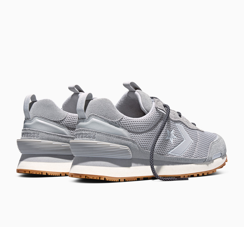 Converse Omega Trainer SE