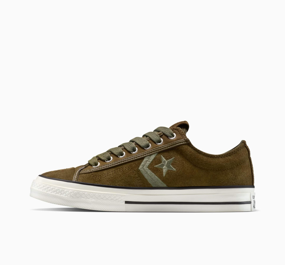Star Player 76 Suede