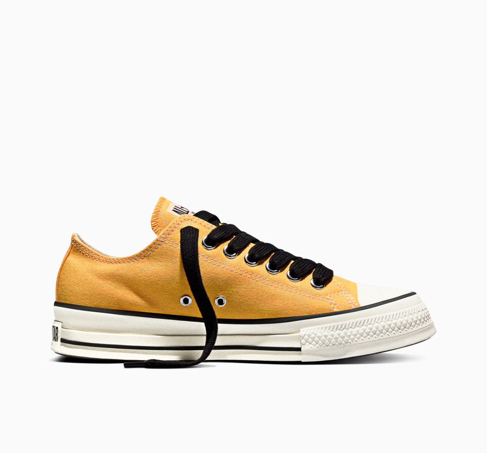 Chuck Taylor Throwback