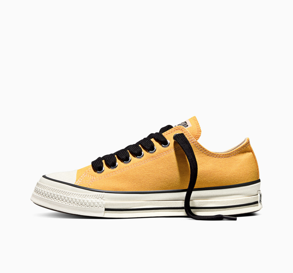 Chuck Taylor Throwback
