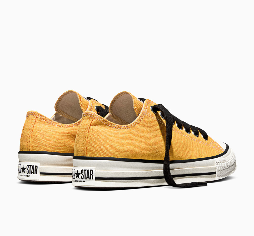 Chuck Taylor Throwback