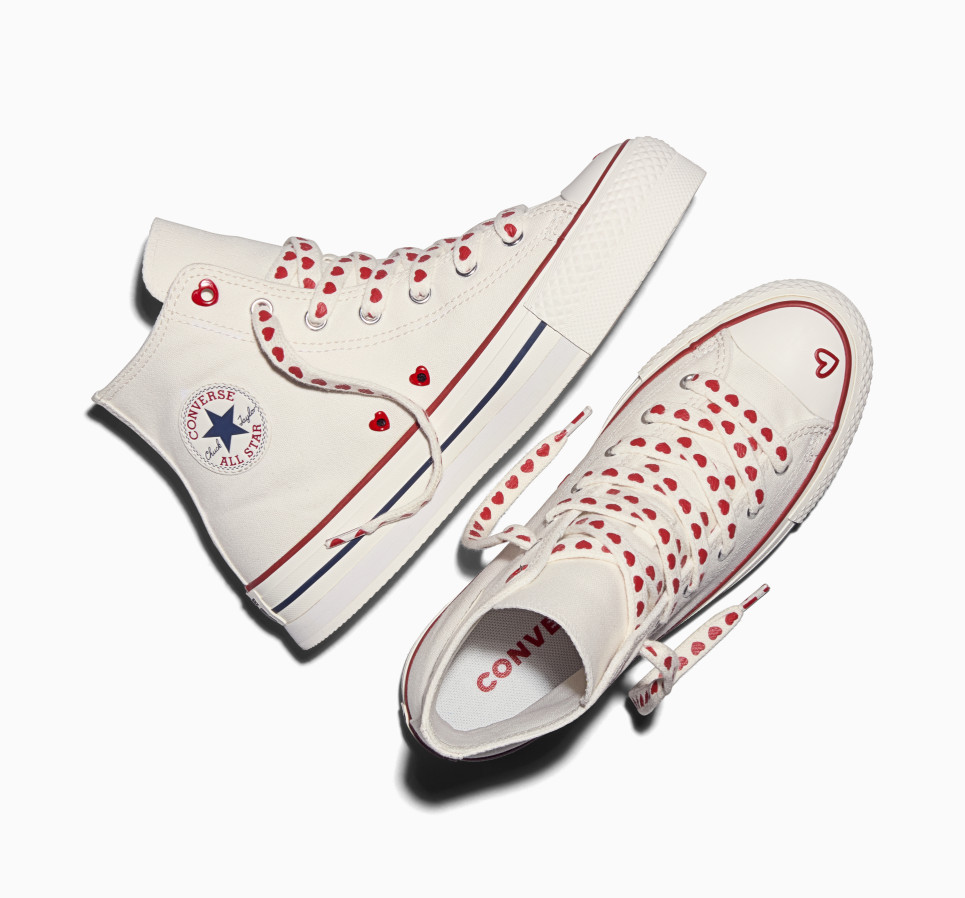 Chuck Taylor All Star Lift Platform Hearts