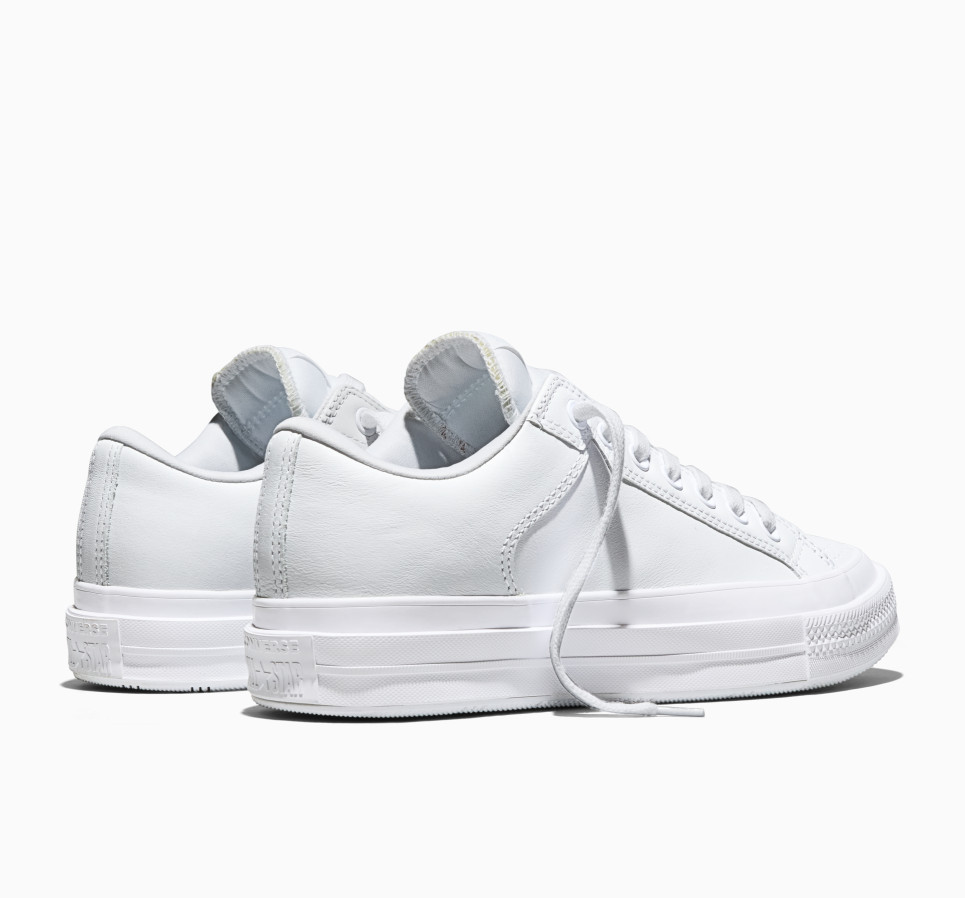 Chuck Taylor Pennant